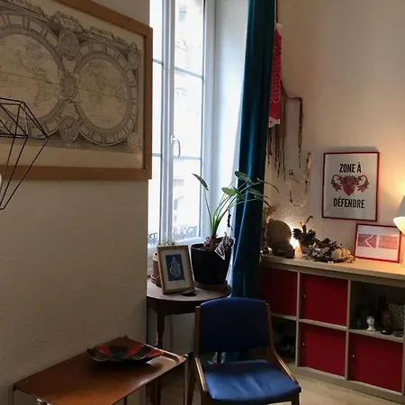 Une Pour Une Personne Chez Moi !
